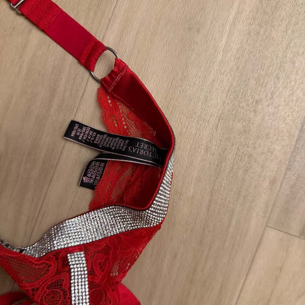 Victoria's Secret Very Sexy Rhinestone Logo Garter Belt - Picture 3 of 4